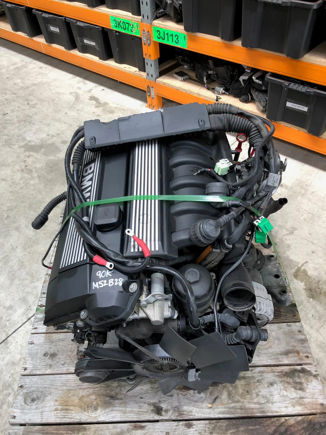 BMW 2.0L 320 E36 M52 Engine
